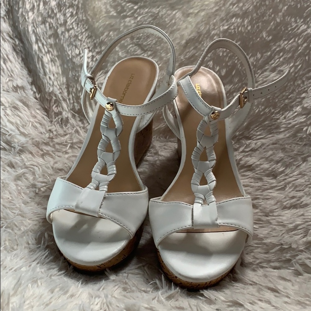 Liz Claiborne white wedges